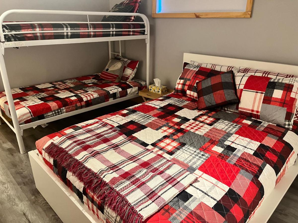 Appartement Mont Edouard, Hebergement Paisible A La Montagne L'Anse-Saint-Jean Bagian luar foto