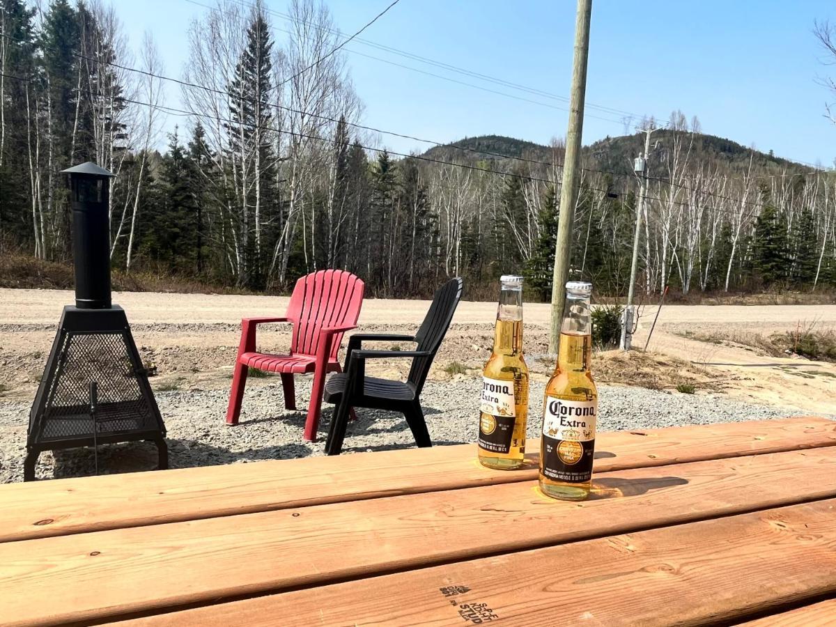 Appartement Mont Edouard, Hebergement Paisible A La Montagne L'Anse-Saint-Jean Bagian luar foto